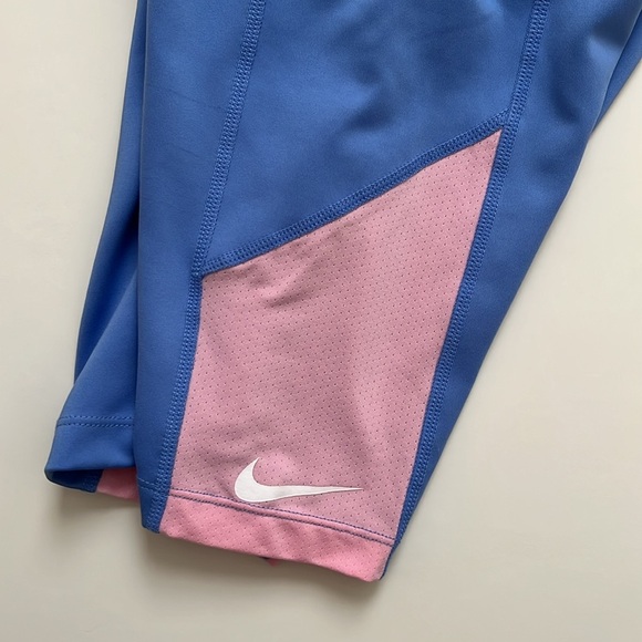 NWOT Girls Nike Dri-Fit Size Medium Blue & Pink Tight Fit Bike Shorts - Picture 5 of 6